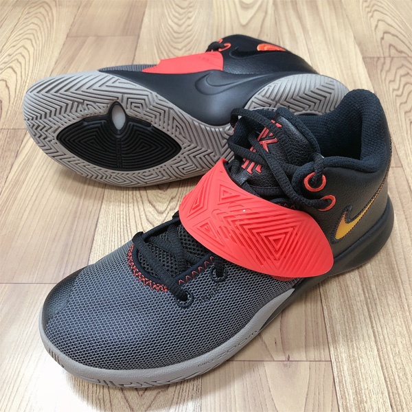 フライトスポーツwebshop バスケットボールシューズ Kyrie Flytrap 3 Ep カイリーフライトラップ3ep フライトスポーツwebshop バスケットボールシューズ Kyrie Flytrap 3 Ep カイリーフライトラップ3ep